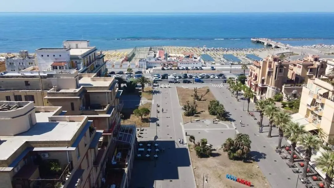 Amareroma - Ostia Lido Apartment Italy