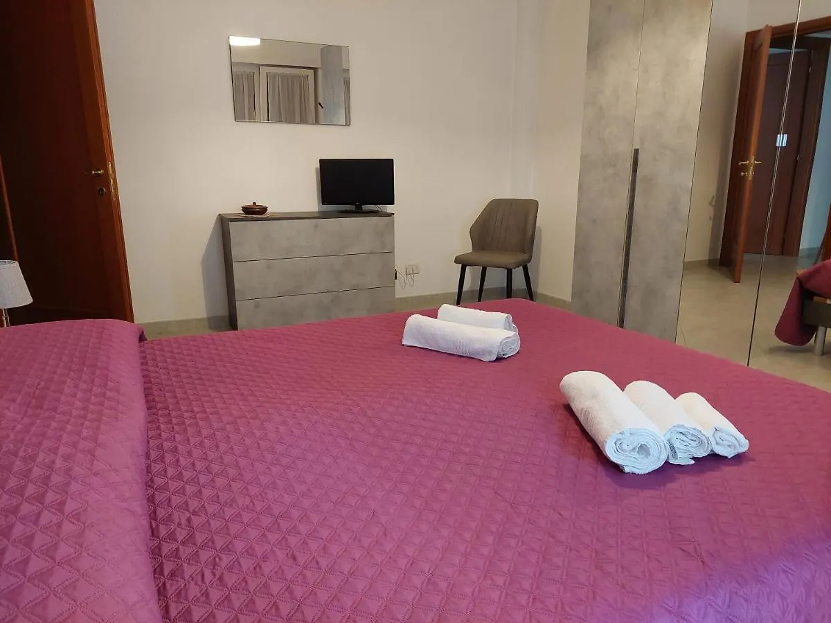 Amareroma - Ostia Lido Apartment 0*, Lido di Ostia